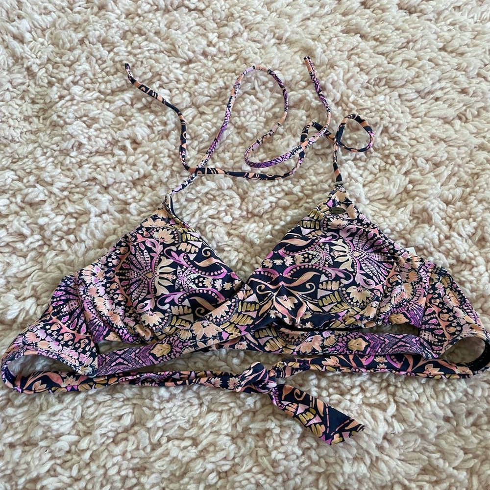 O’Neill cross swim top